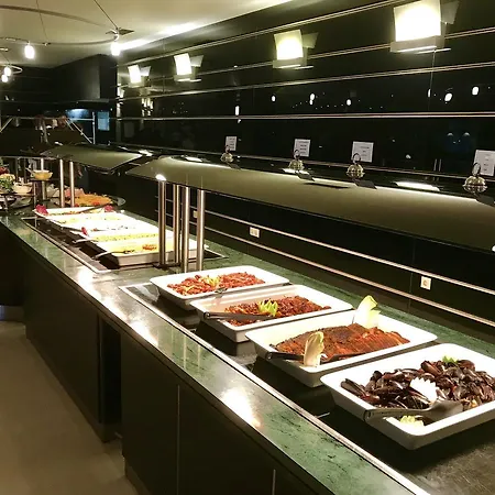 מלון Dion Palace And 5*