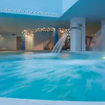 Hotel Dion Palace And