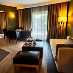Hotel Dion Palace And 5*