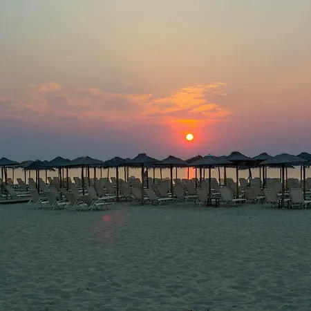 Dion Palace And Litóchoron