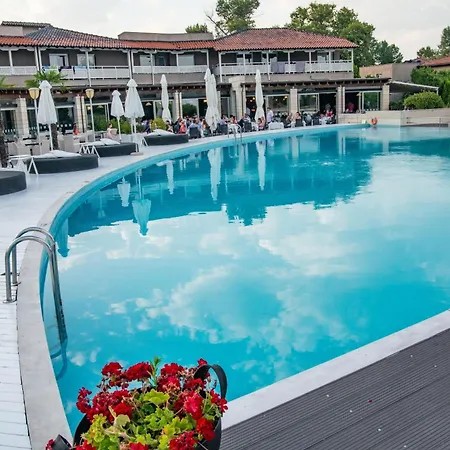 Hotel Dion Palace And