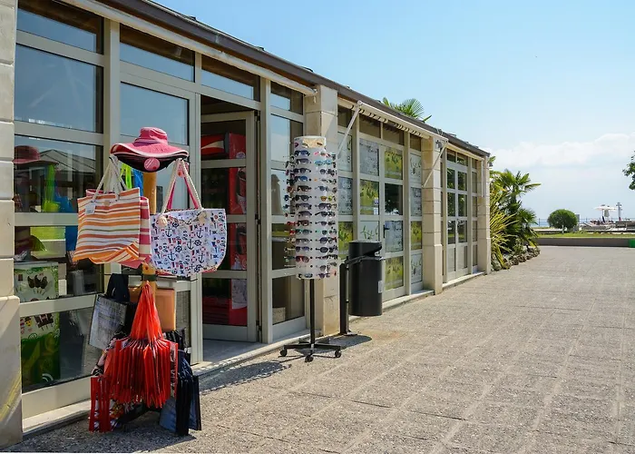 Dion Palace And Litóhoro